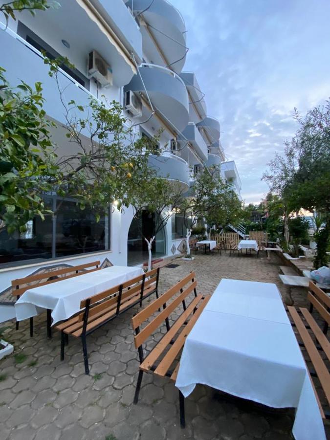 B&B Ksamil Ngoại thất bức ảnh